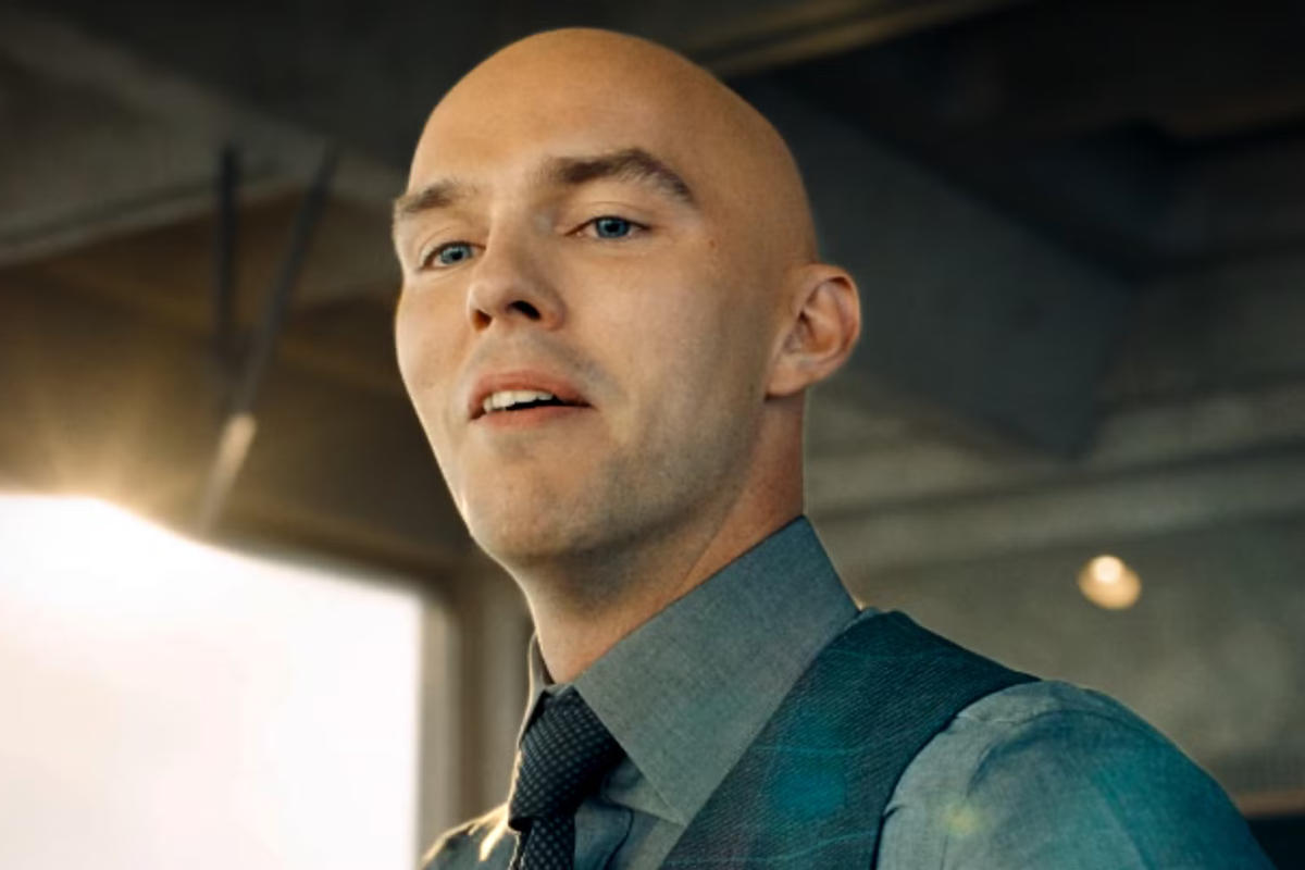 What is the Plot of Superman (2025)?