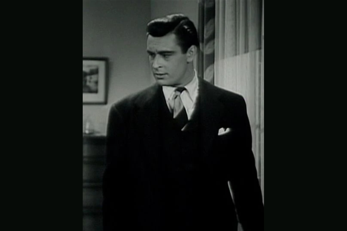 Lewis Wilson as Bruce Wayne