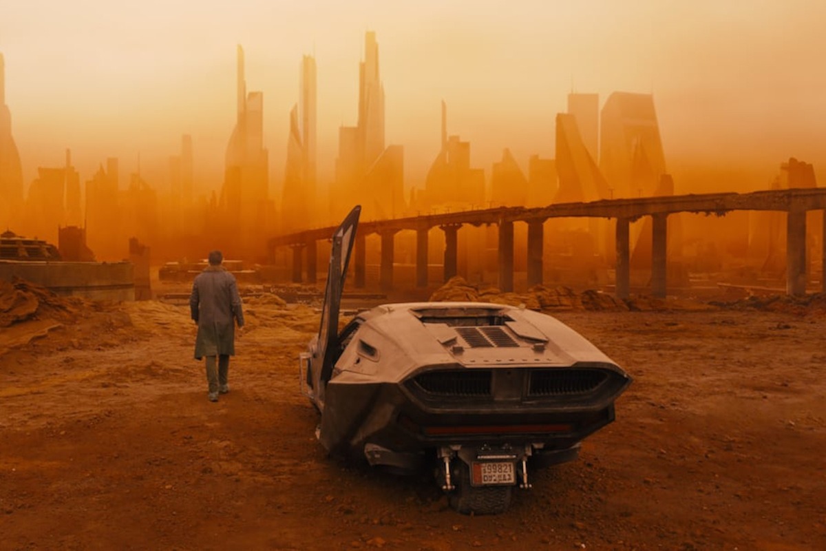 A scene from the 2017 film Blade Runner 2049 showing the deserted, irradiated ruins of Las Vegas